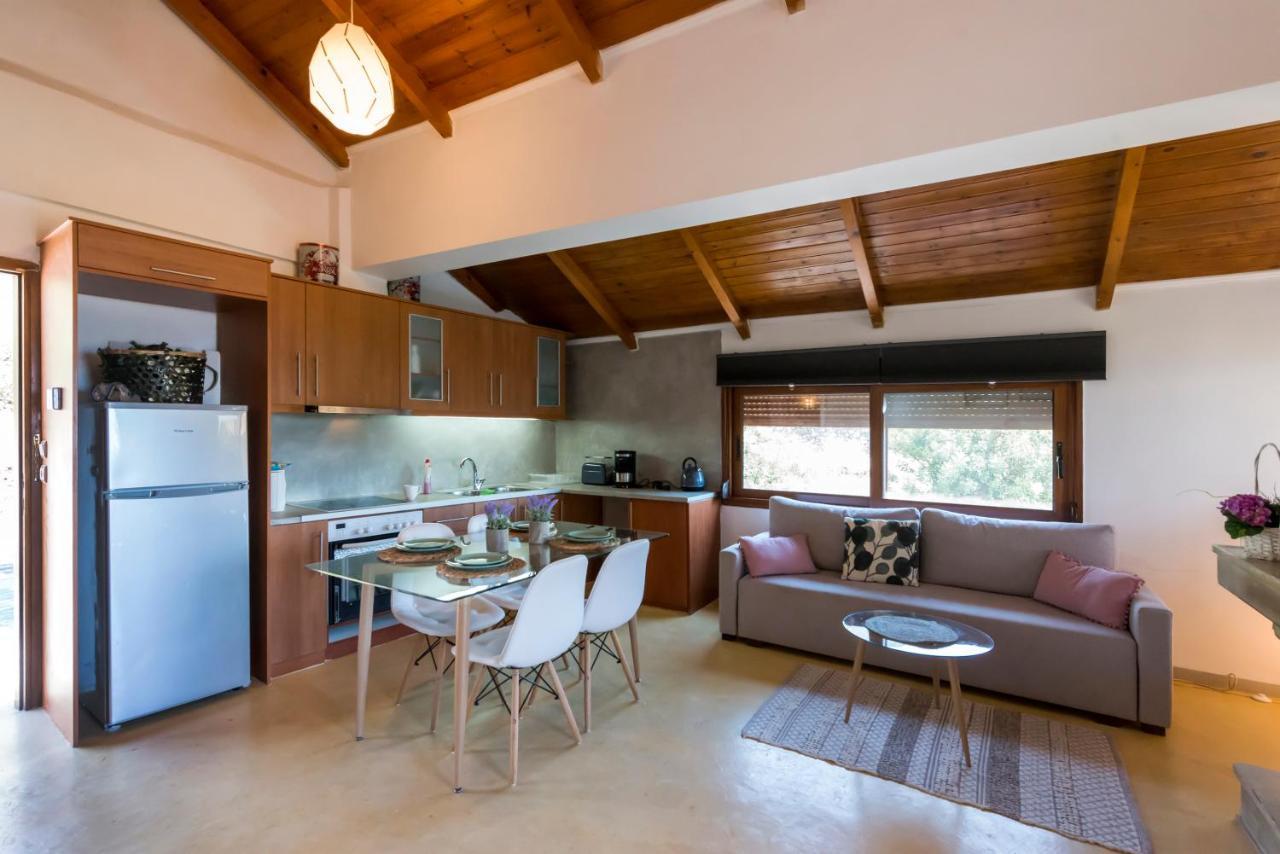 Seaside Heaven - Sunset Views Close To The Beach Apartment Kalamata Bagian luar foto