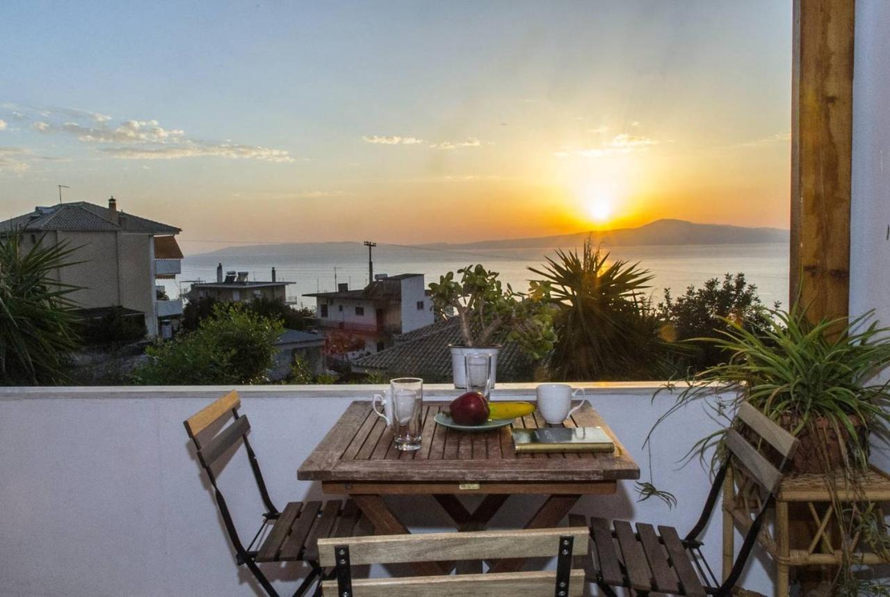 Seaside Heaven - Sunset Views Close To The Beach Apartment Kalamata Bagian luar foto